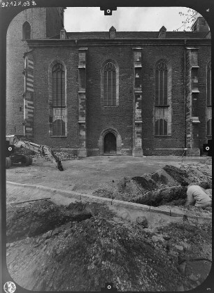 Schneeberg. Wolfgangskirche (1516-1540). Teilansicht von Süden