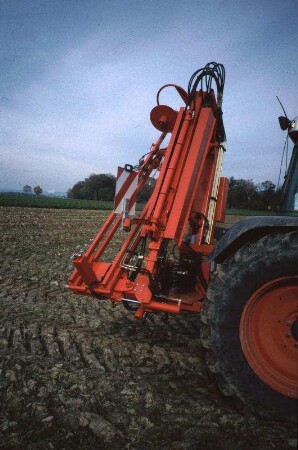 Fotografie: Mietenabdeckung, Standardtraktor, Heckanbau