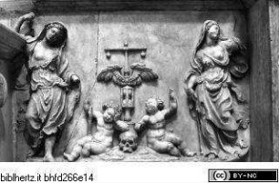 Cybo-Monument, Temperantia und Prudentia