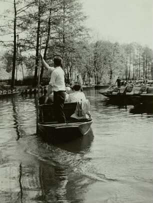 Lübbenau/Spreewald (bei), Stechkahn