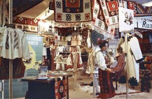 Freiburg: Kaufhof; rumänische Woche; Folkloreausstellung im Kaufhof