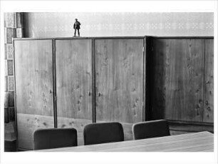 Bürgermeisterzimmer mit Leninfigur, Eisenhüttenstadt, DDR, 1982