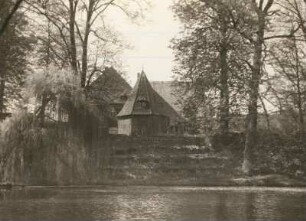 Schleinitz ( Kreis Meißen ). Schloß. Kapelle. Blick über den Parkdeich