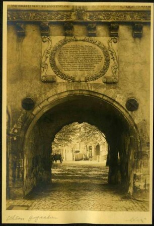 Schloß: Tor , Hofseite des Westflügels