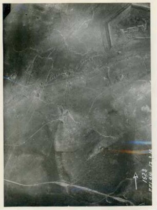 Foto des Geländes südwestlich von Douaumont (Luftbild)