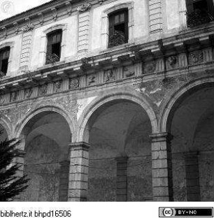 Certosa di San Lorenzo, Chiostro grande