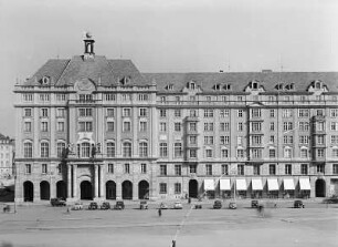 Dresden, Altmarkt, Blick auf das Haus Altmarkt