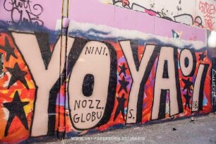 YO YA %