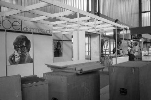 Erste Fachmesse "Optica 73" in der Nancyhalle Karlsruhe