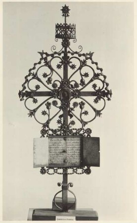 Grabkreuz aus Liebenau bei Lauenstein