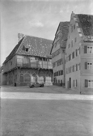 Nördlingen. Hafenhaus : Nördlingen, Altstadt. Nördlingen. Hafenhaus, Giebelhaus Paradiesgäßchen und Eckhaus, Hafenmarkt 4 (1590)