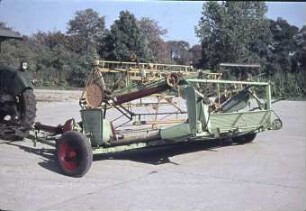 Getreideernte Schwadmäher SRP-3,6 (Bulgarien) in Transportstellung