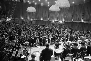 Luftwaffenball 1969 in der Garten- und Schwarzwaldhalle