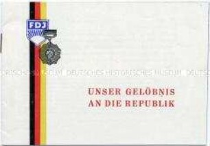 Illustrierte Broschüre mit dem Gelöbnis der FDJ zum 10. Jahrestag der DDR