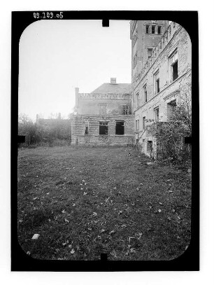 Plötz (Jarmen-Plötz). Gut Plötz (1860). Rückseite (Teilansicht)
