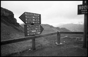 Großglockner: Wegweiser am Hochtor