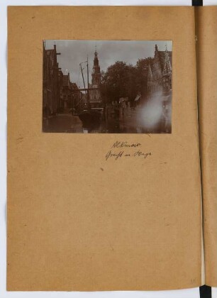 Gracht mit Waage, Alkmaar: Ansicht (aus: Skizzen- und Fotoalbum 27)