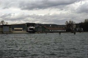 Kressbronn: Stapellauf Fährschiff M.S. Friedrichshafen, Gesamtansicht, Bodan Werft mit M.S. Friedrichshafen