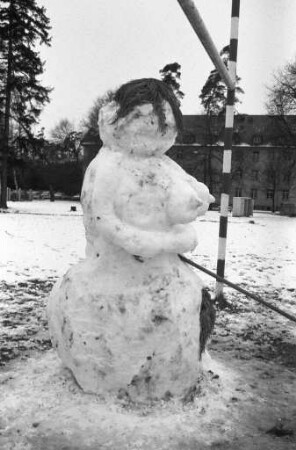 Schneemann im Paul-Revere-Village