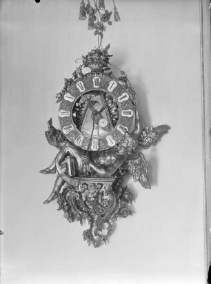 Wanduhr mit Chronos