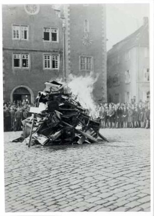 Mosbach, MOS; Reichspogromnacht, Verbrennung der Synagogeneinrichtung