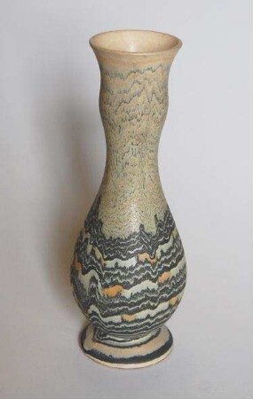 Vase mit verlaufenen Glasurbänder, Hedwig Bollhagen