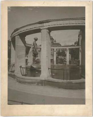 Billing, Hermann; Karlsruhe, Stephanplatz; Brunnen auf dem Stephanplatz - Teilansicht