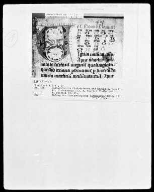 Martyrologium und Regula — Martyrologium — Initiale V (igilia), Folio 1recto