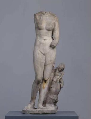 Aphrodite mit Eros auf einem Delphin