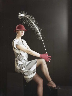Modeaufnahmen für Ausstellung und Anzeigengestaltung : VVB Textima. Modeaufnahmen für Ausstellung und Anzeigengestaltung