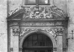 Haus Dannenstern / Dannenšterna Nams — Portal