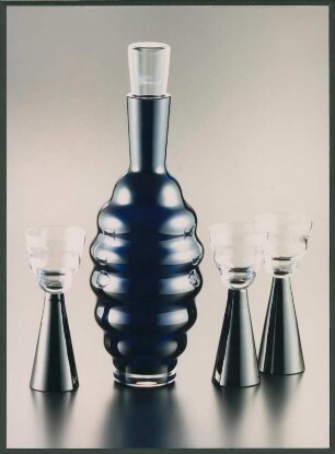 Flasche und Kelch "Nautilus 2485" von Norbert Prangenberg und Heide Jansen