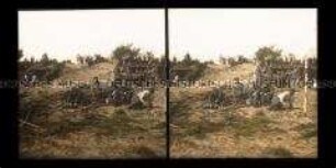 Soldaten an den Unterstände hinter dem Graben an der Front