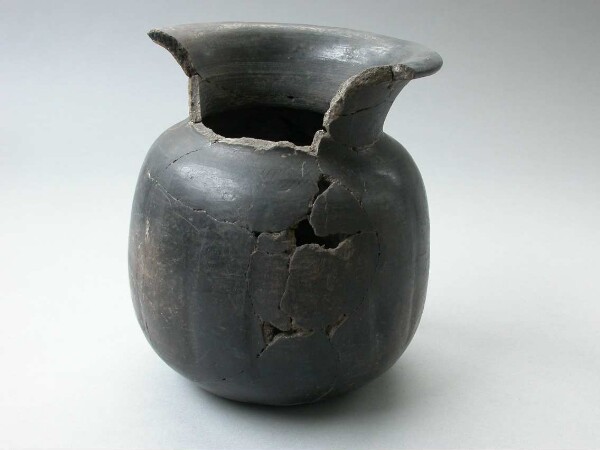 Clay vessel