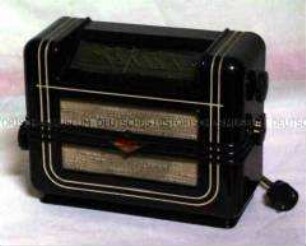 Radioapparat "Zwerg-Super 64/50 GWPS"