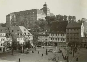 Weißenfels, Blick über den Markt auf Schloss Neu-Augustusburg von Nordwesten