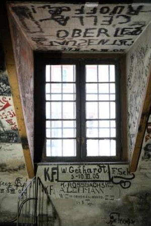 Raum 207 Fenster Überblick