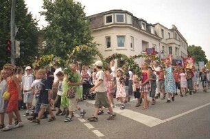 Kindervogelschießen: Umzug: Hamburger Straße: Königspaare