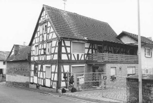 Wohnhaus, Fachwerk; Gründau, Schieferbergstraße 3