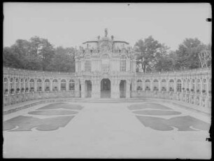 Wallpavillon