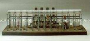 Modell eines Thomasstahlwerks (nach dem Vorbild des Thomasstahlwerks der Heinrich-Bierwas-Hütte der Mannesmannröhrenwerke Düsseldorf in Duisburg-Huckingen, Zustand um 1927)