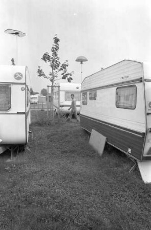 Dauer-Mietplätze für Wohnwagen auf dem Campingplatz "Turmbergblick"