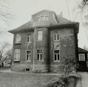 Dresden-Kleinzschachwitz. Villa. Wilhelm-Weitling-Straße 6