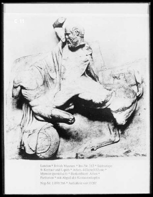 Südmetope 9: Kentaur und Lapith