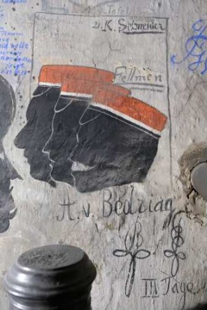Raum 207 Ostwand 39