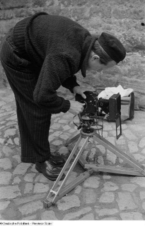 Roger Rössing beim Fotografieren
