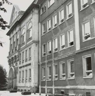 Ehemalige Wilhelm-Pieck-Schule, Mittelschule Markkleeberg-West