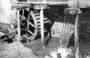 Wittichenau. Schowtschickmühle, Wasserrad
