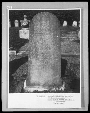 Grabstein des Jakob Dollmann (gestorben 1918)