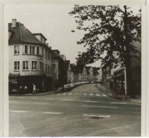 Behringstraße (vormals Lagesche Straße). Detmold. Blickrichtung Westen